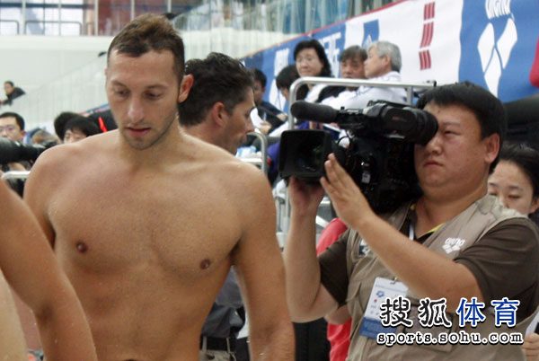 开赛前两个月已爆单 义乌点燃世界杯经济(图1)